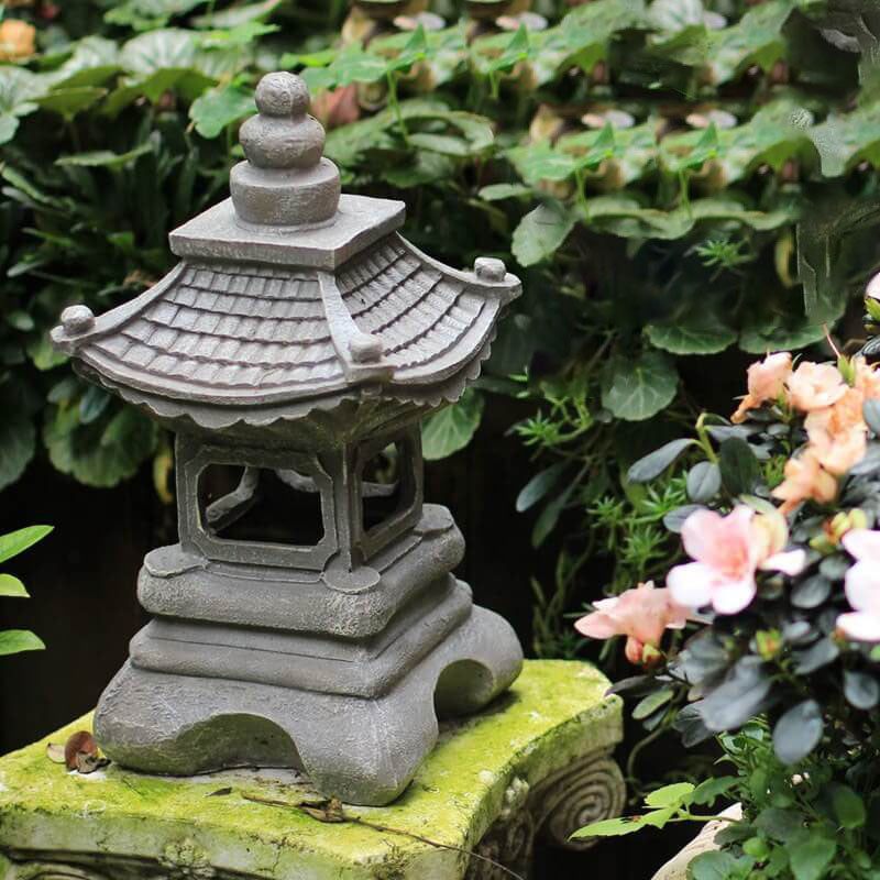 Solar Powered Pagoda Shape Resin Garden Light in Stone Finish