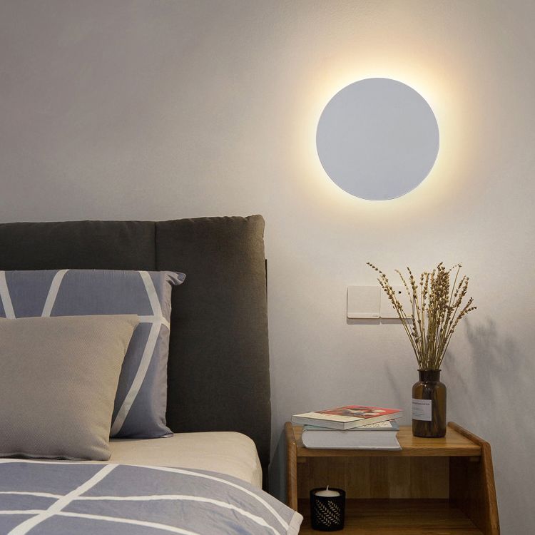 Applique murale ronde minimaliste avec éclairage en halo
