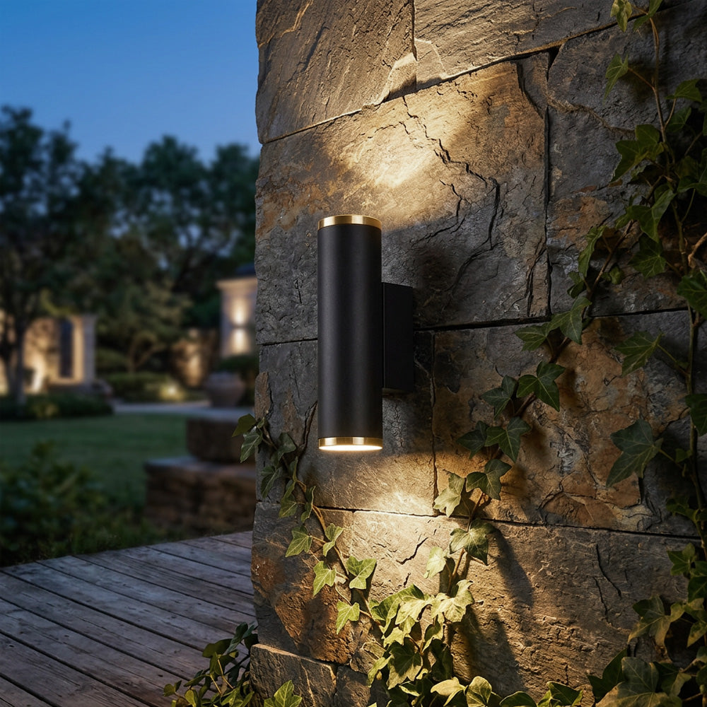 Moderne LED-buitenwandlamp voor terras met lichtbundel omhoog en omlaag