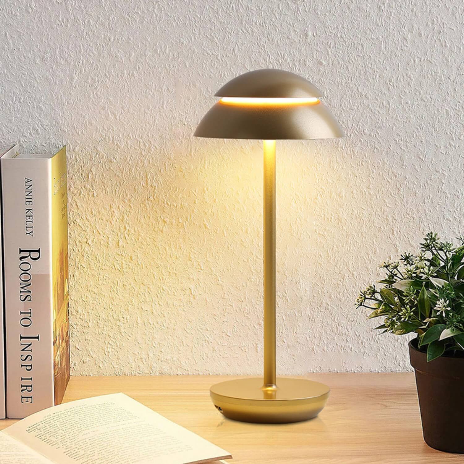 Minimalist Mushroom-shaped Table Lamp
