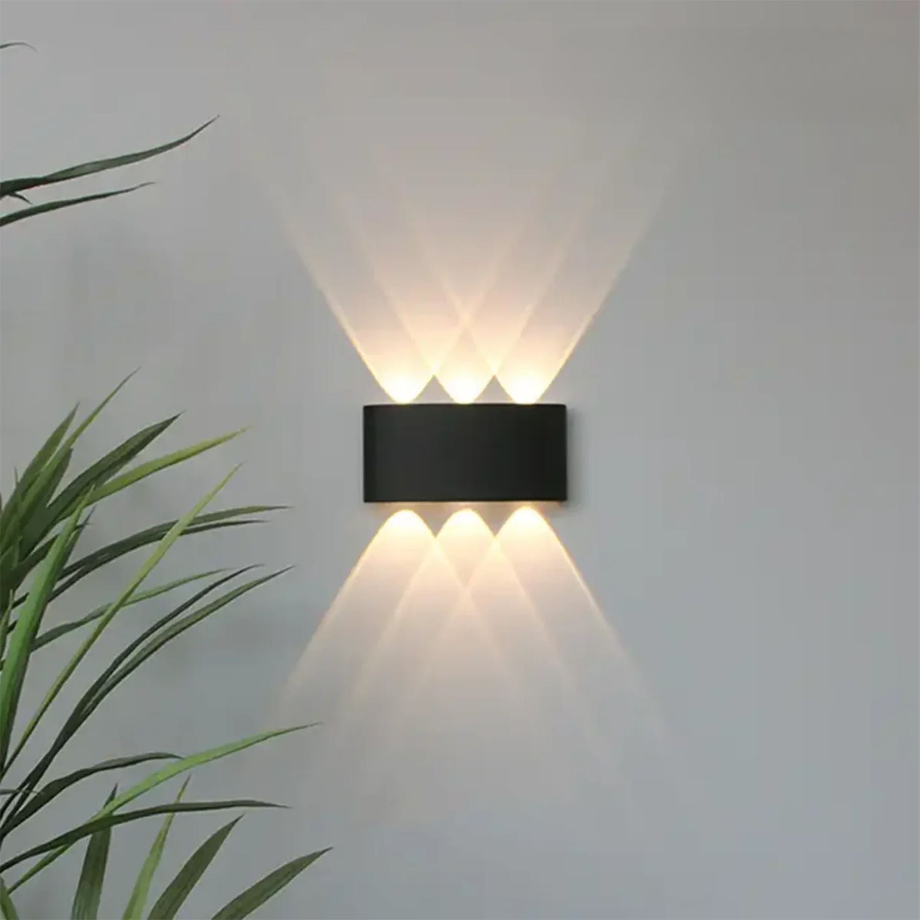 Geometric IP65 Outdoor Wall Light for Garden Illumination
