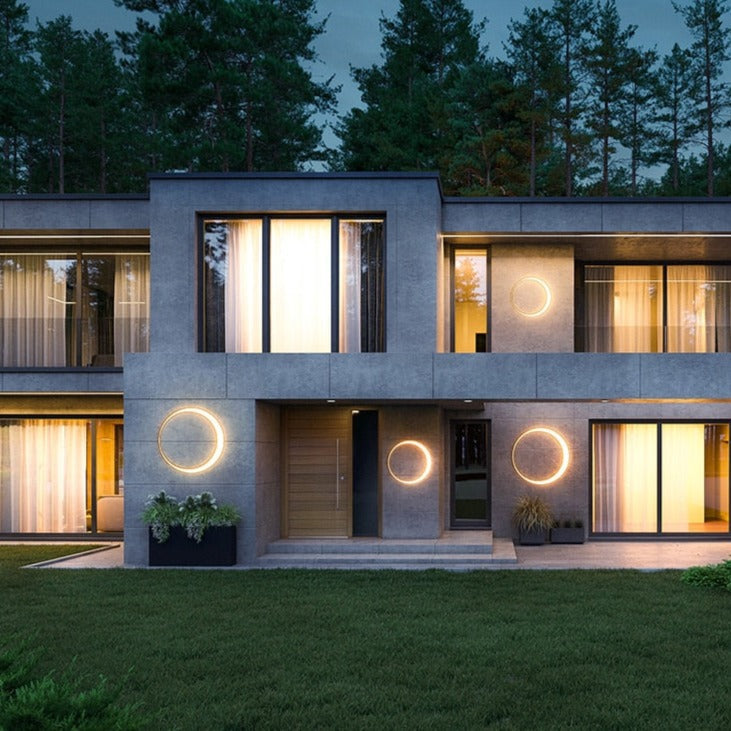 Circular Outdoor Wall Lamp With Ring Shaped Light Frame