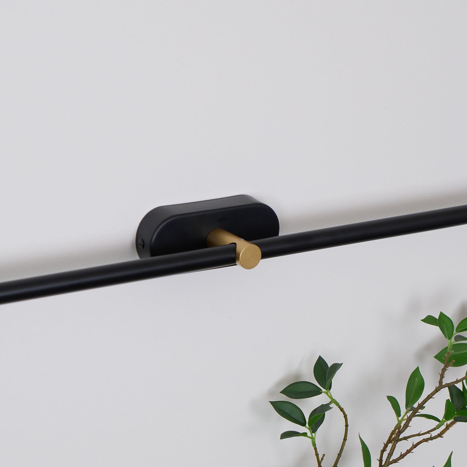 Modern Linear Wall Lamp Slim Minimalist Design