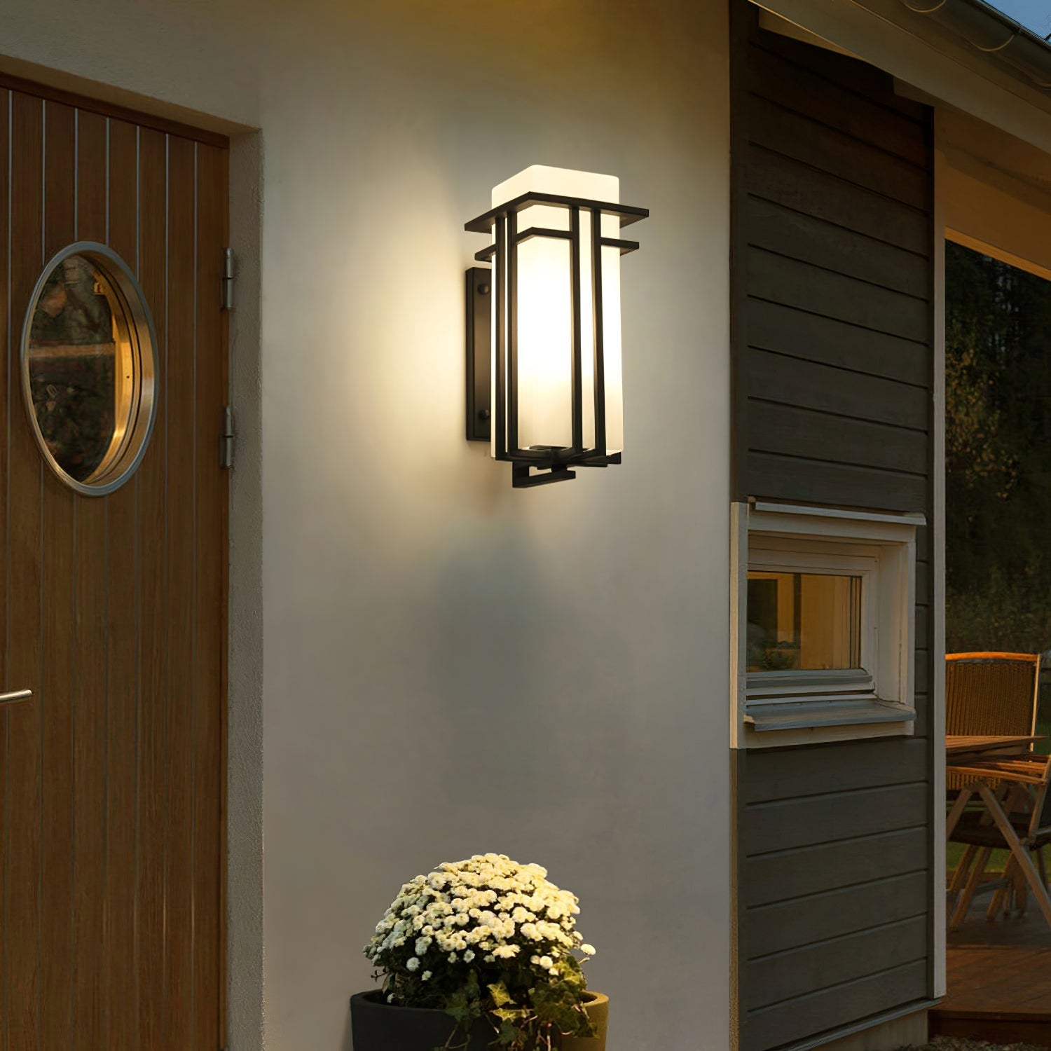 Outdoor Wall Light Rectangular Glass Shade with Metal Frame