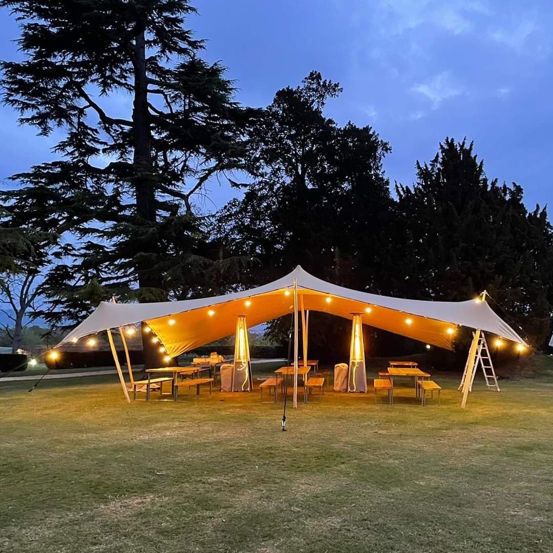 LED-tuinslingerverlichtingsset met weerbestendige lampen