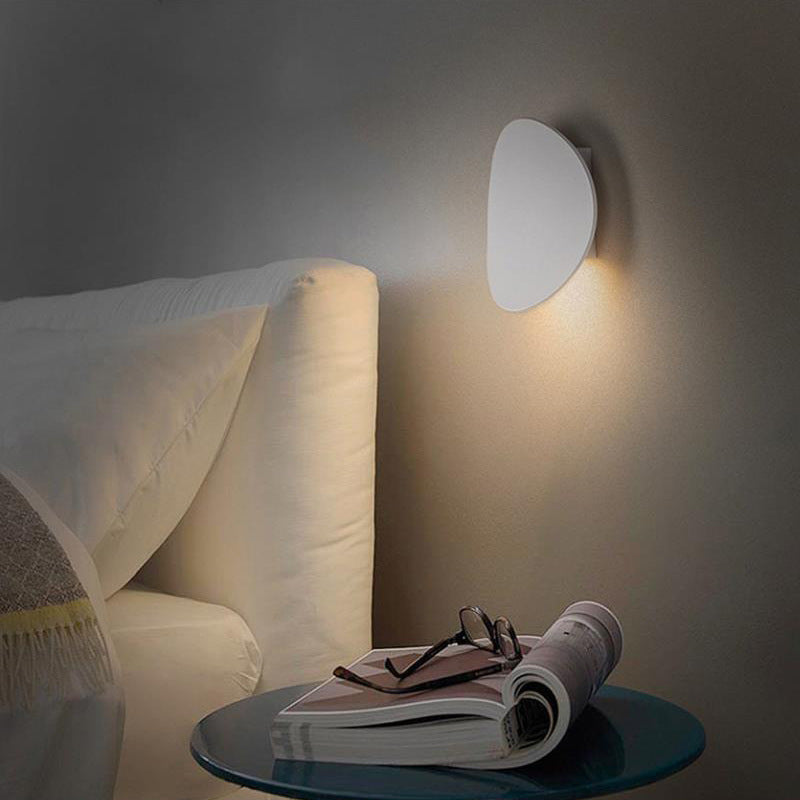 Modern Dusk Wall Light