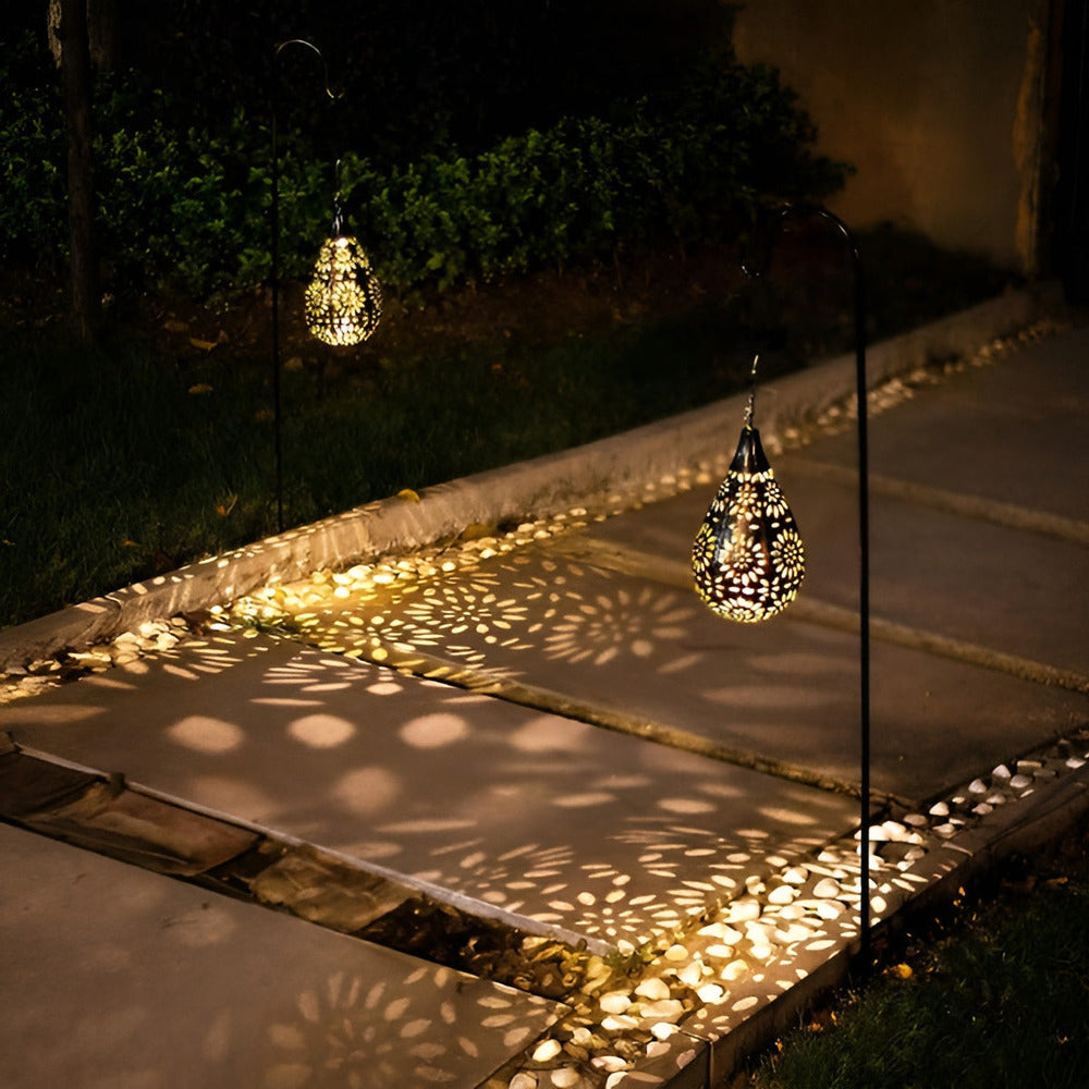 Solar Metal Outdoor Lantern with Decorative Pattern Garden Lighting