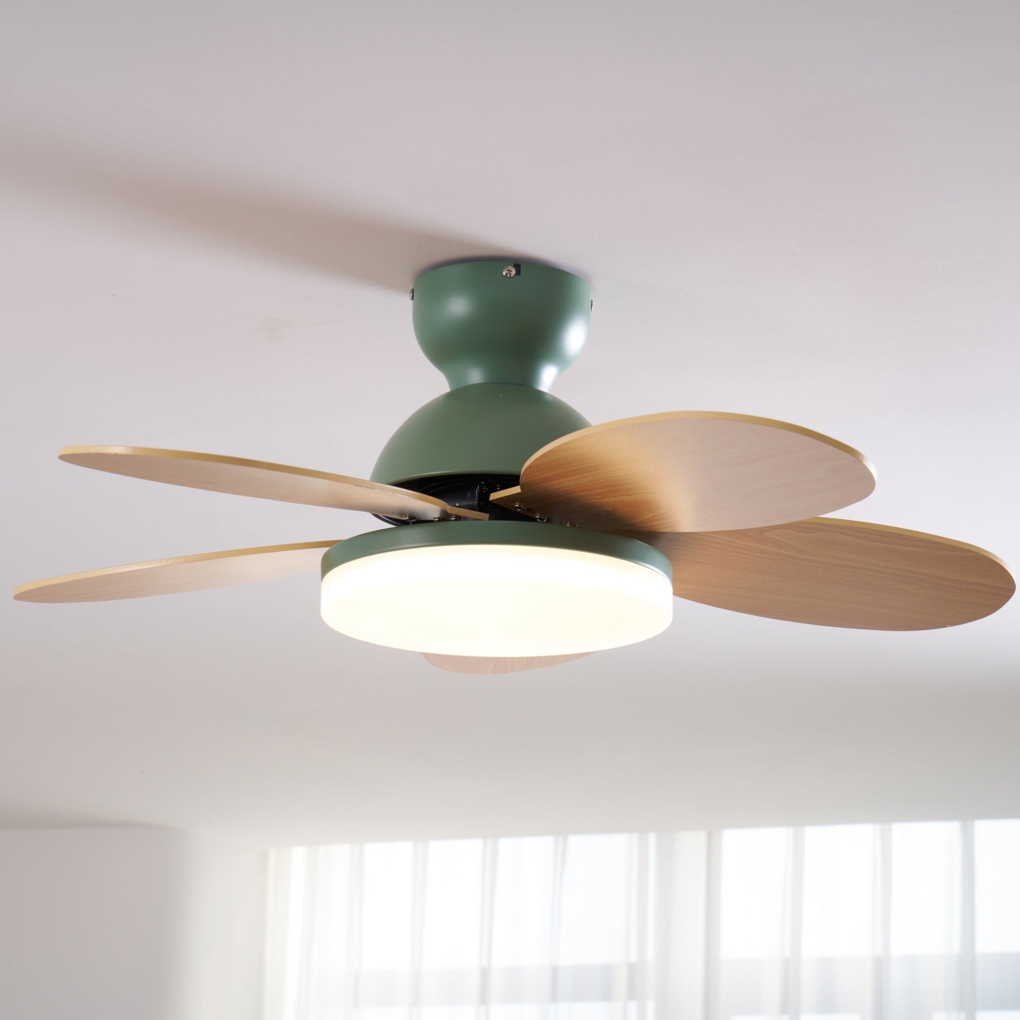 Modern Ceiling Fan LED Light with Multicolour Blades