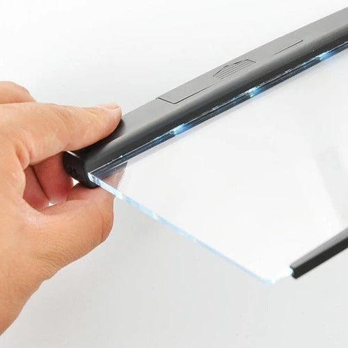 LED Book Reading Light With Flat Panel Clip Design