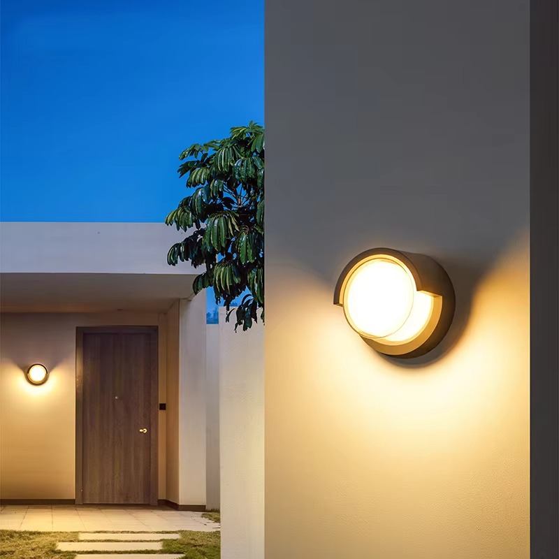 Solar Motion Sensor Wall Lamp Outdoor Lighting