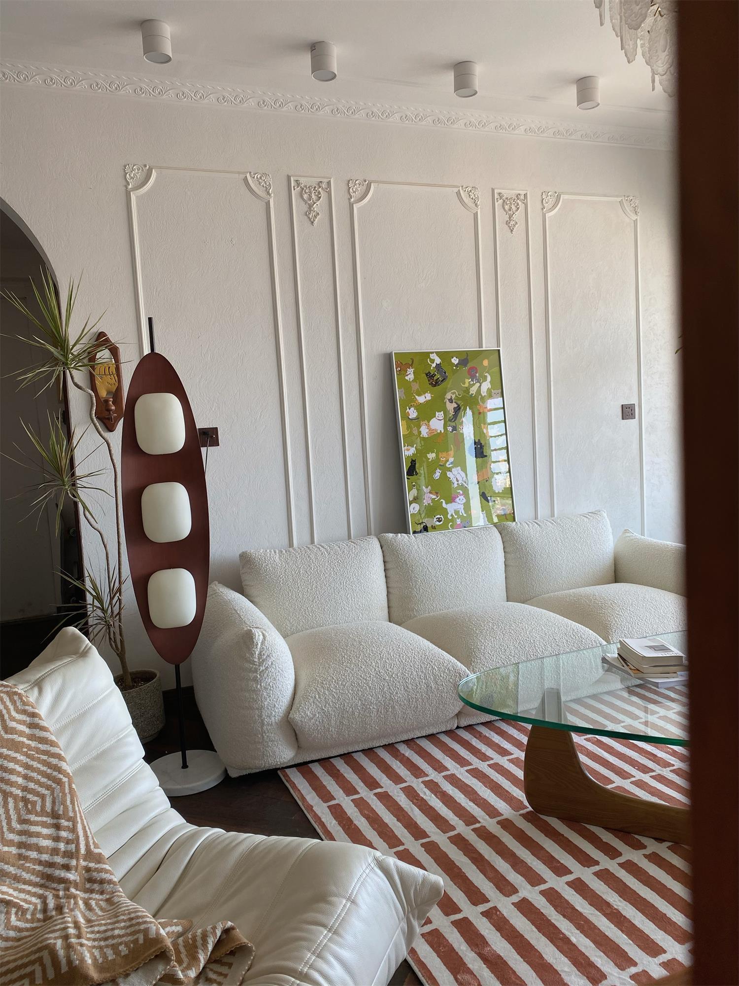 Floor Lamp with Wooden Body and Integrated Light Panels