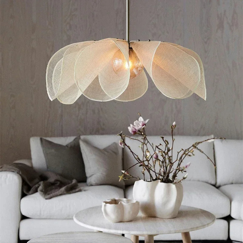 Vintage style ceiling lamp with soft fabric petals