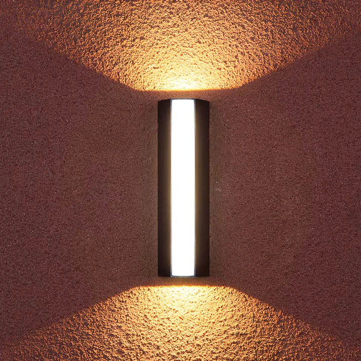 Modern Dual-Beam Outdoor Wall Light for Exterior Pathways