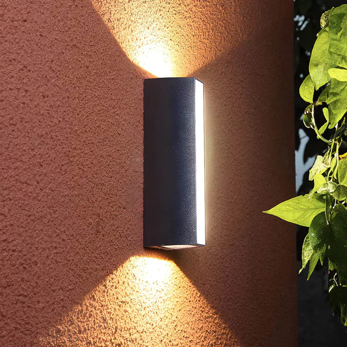 Modern Dual-Beam Outdoor Wall Light for Exterior Pathways