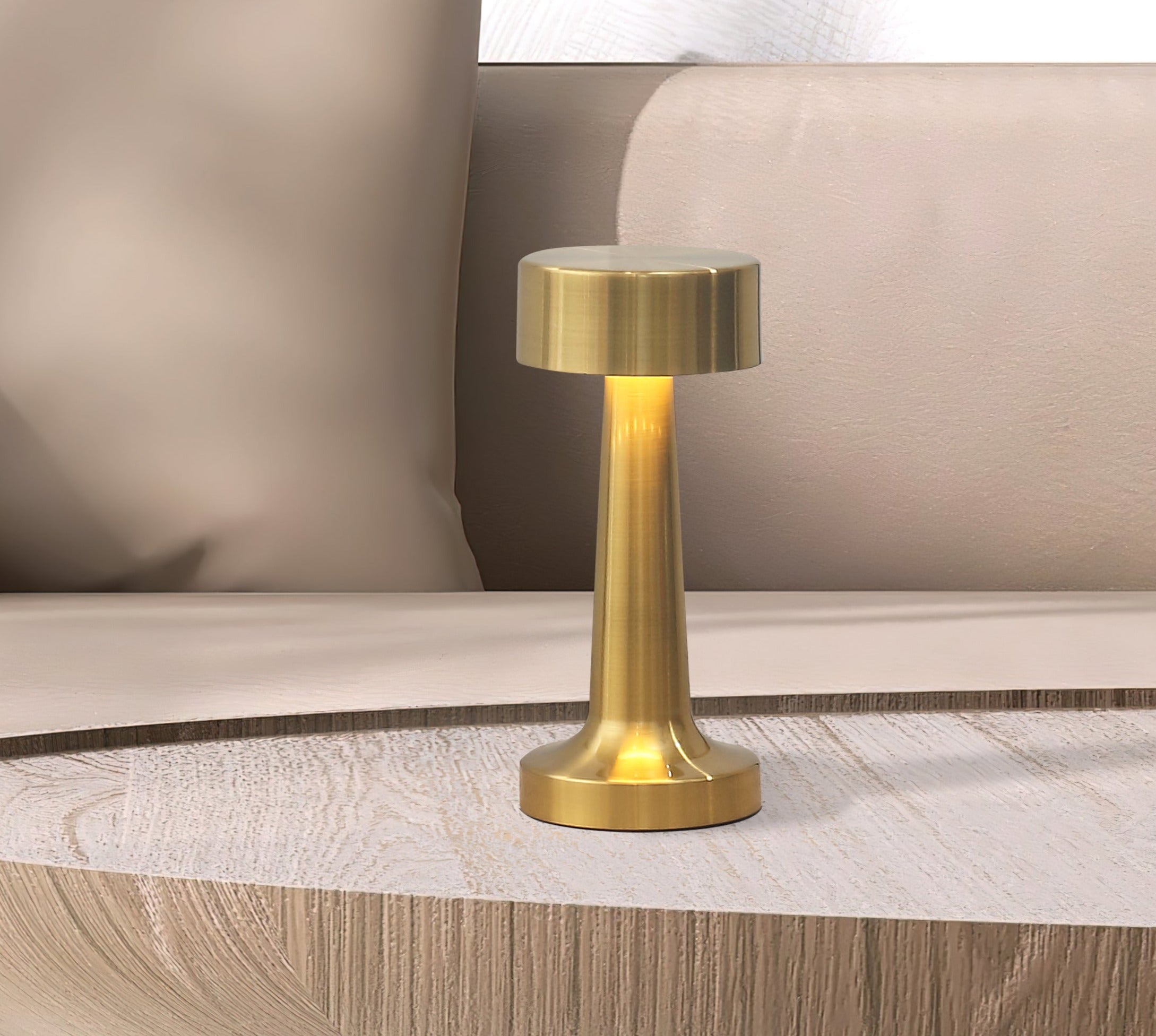 Brushed Brass Dimmable Table Lamp