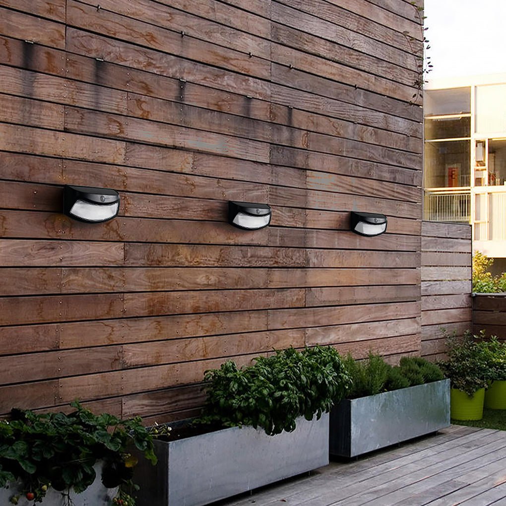 Industriële zwarte led-wandlamp voor verlichting van tuinpaden