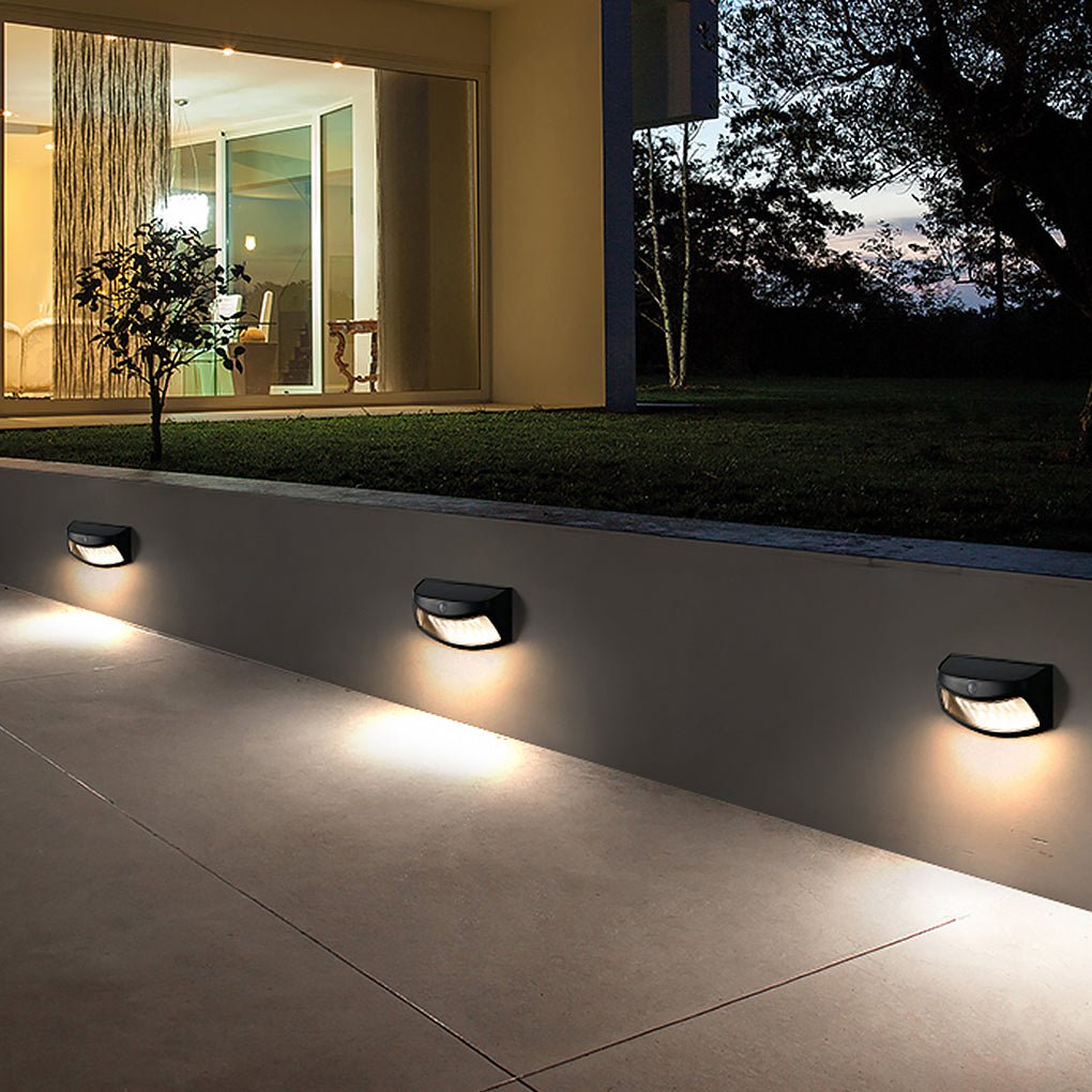 Industriële zwarte led-wandlamp voor verlichting van tuinpaden