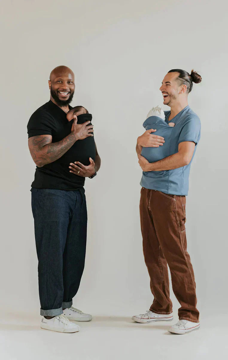 Functional Baby Carrier T-shirt for Active Parents 1