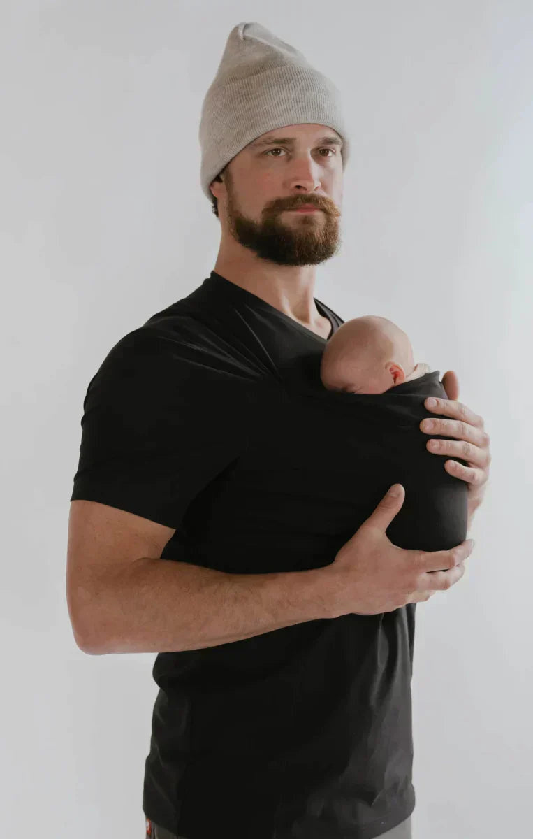 Functional Baby Carrier T-shirt for Active Parents 5