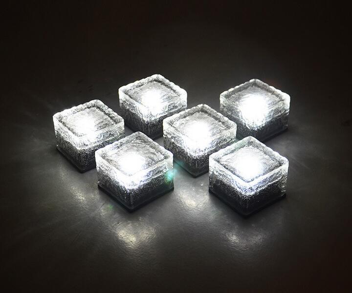 Zonne-energie Tuin Kubus Licht Met Kleurveranderend Water Ripple Effect