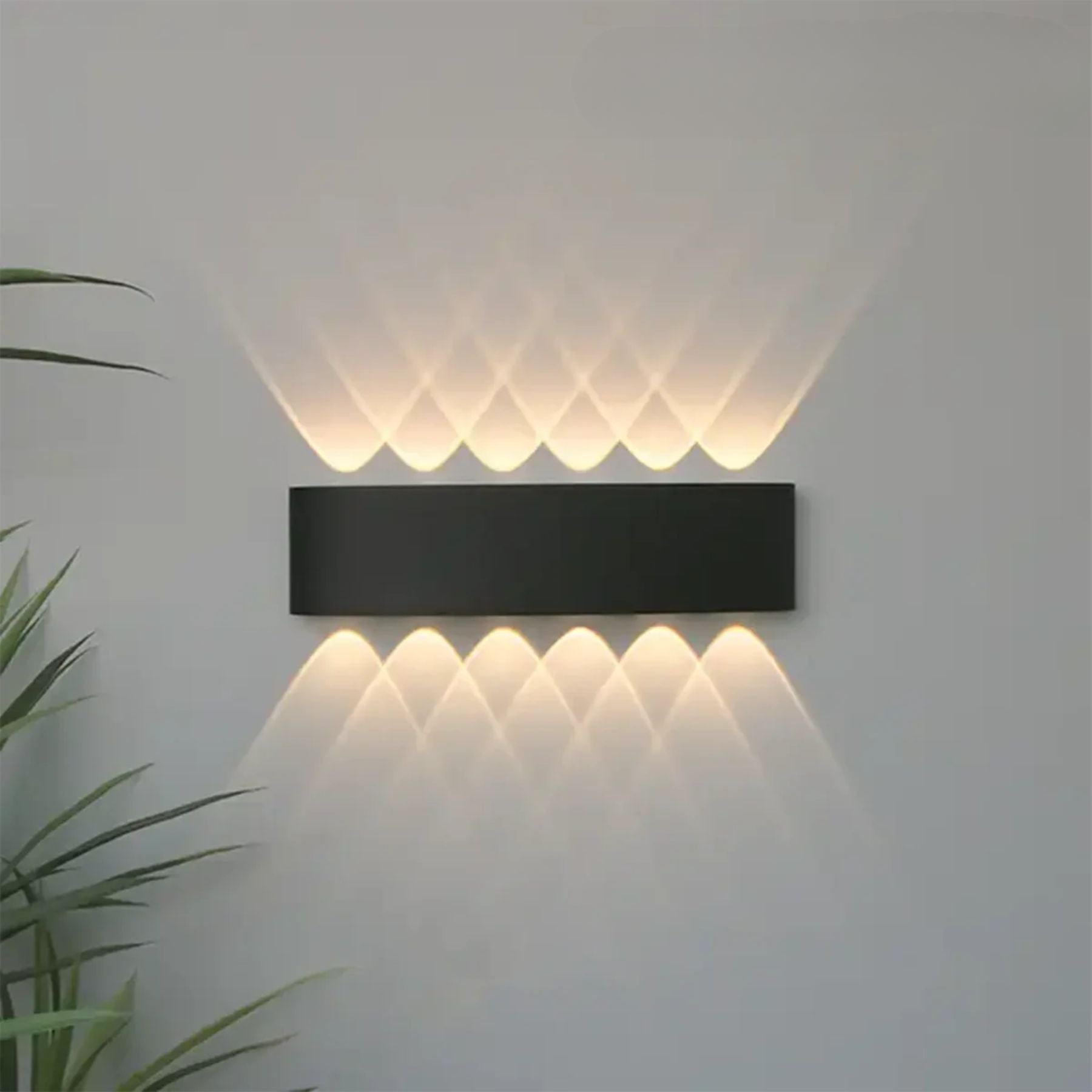 Geometric IP65 Outdoor Wall Light for Garden Illumination