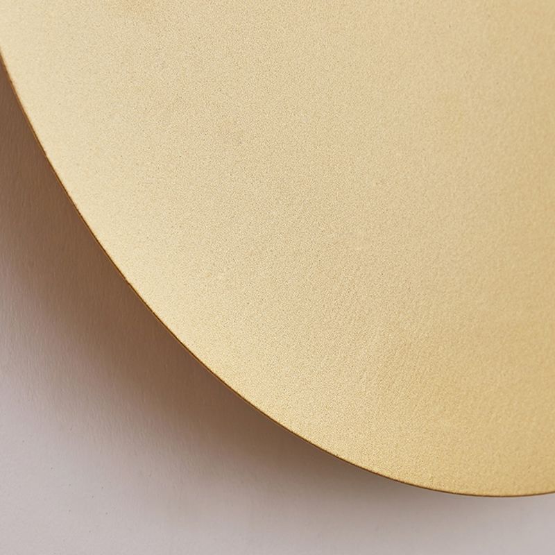 Minimalist Round Wall Sconce Light with Halo Illumination