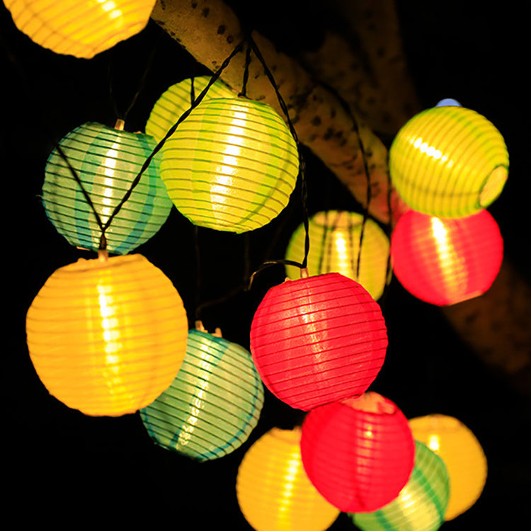 Zonne Stringverlichting Met Multikleurige Ronde Lantaarn Schaduwen