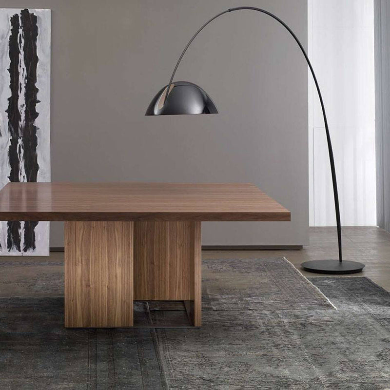 Black Metal Arc Floor Lamp with Round Base