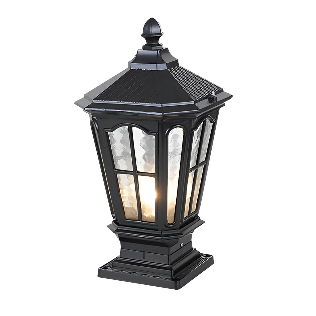 Solar Outdoor Post Light with Classic Lantern Design