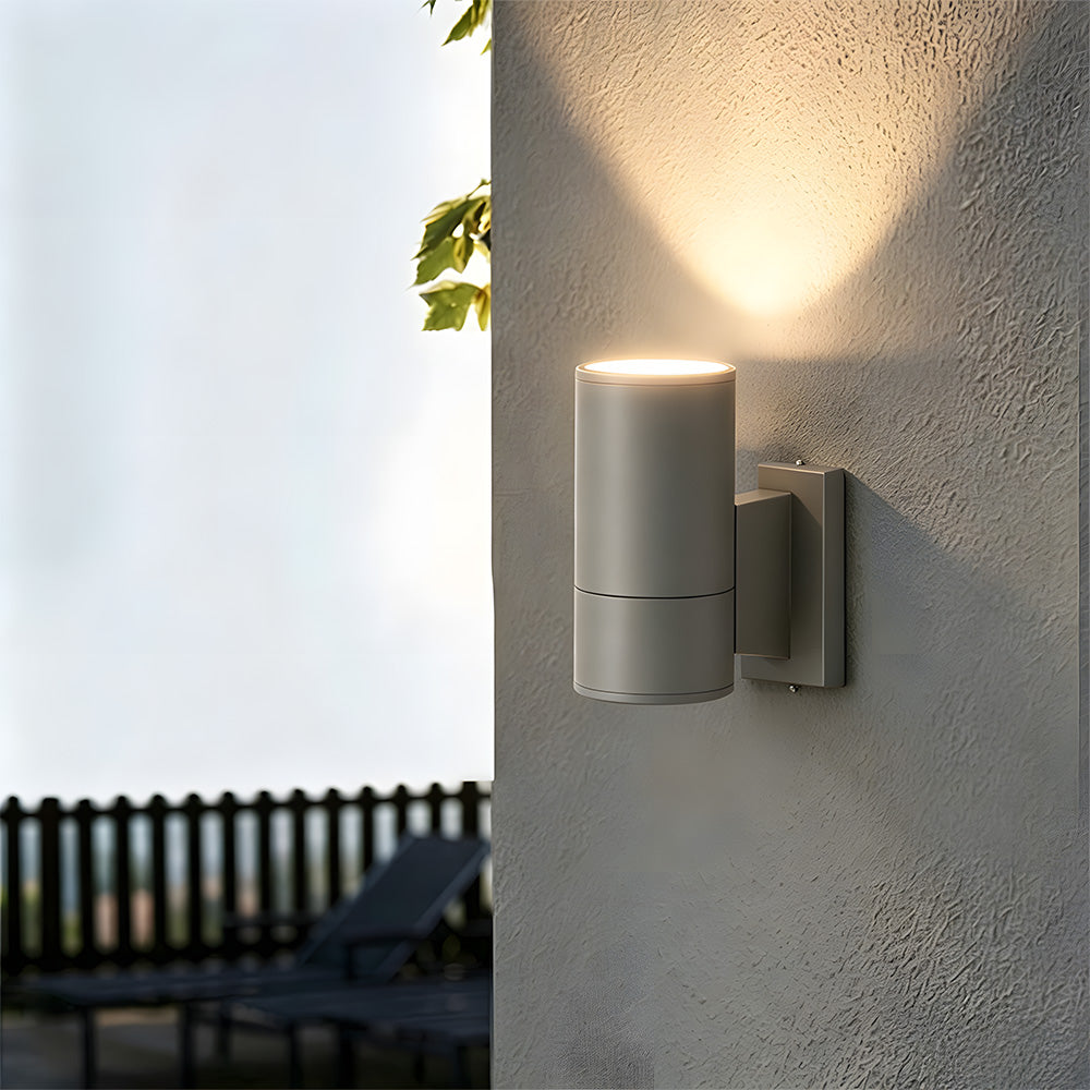 Modern Cylindrical IP65 LED Outdoor Wall Light for Garden