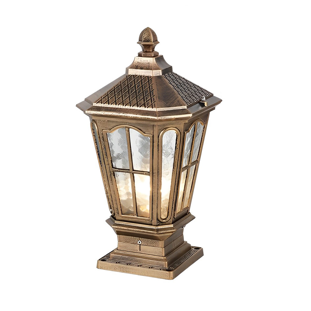 Solar Outdoor Post Light with Classic Lantern Design
