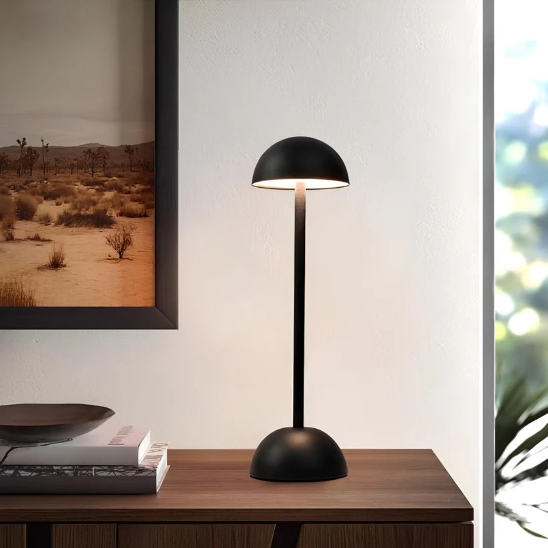 Oplaadbare led-tafellamp met koepelvormige kap en aanraakbediening