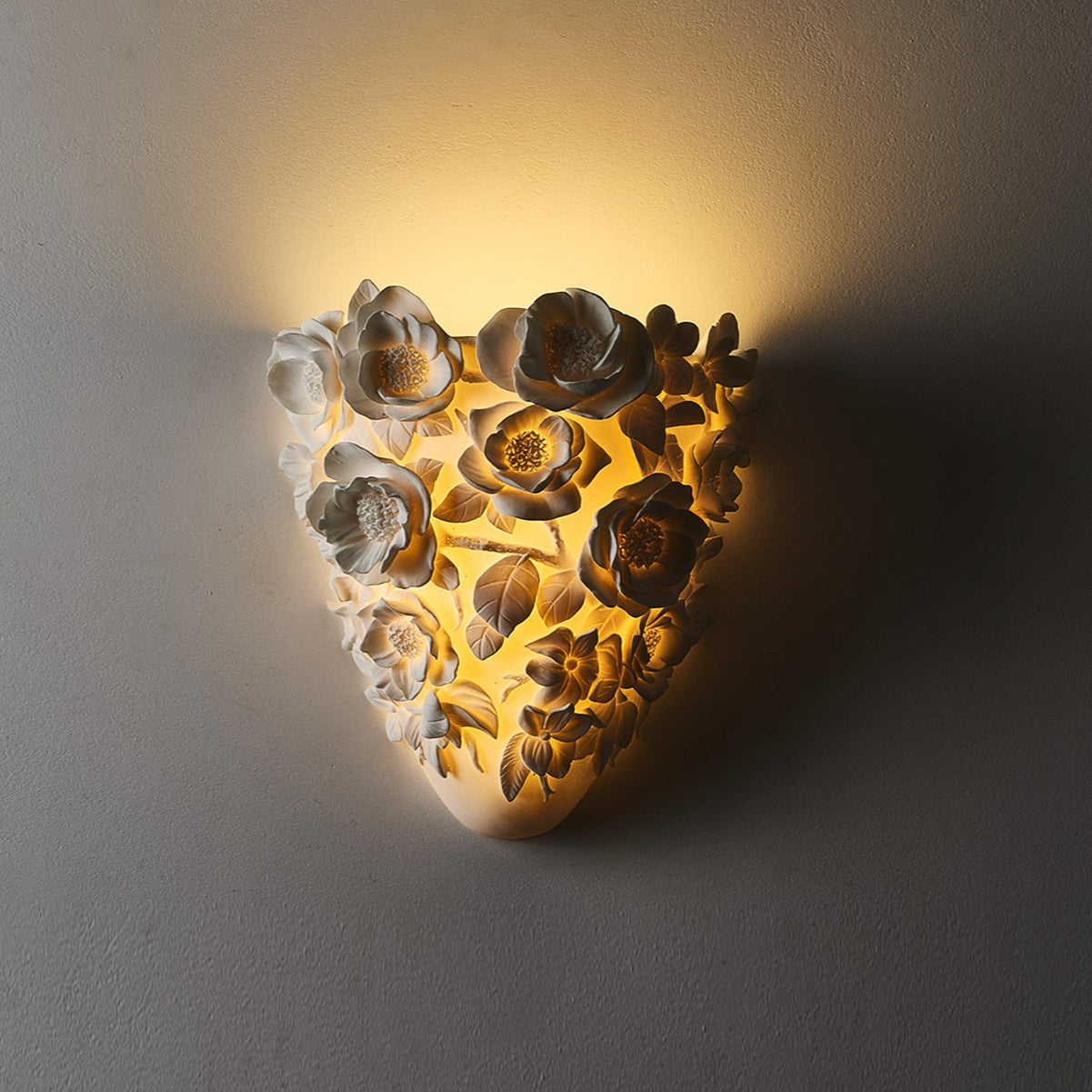 Minimalist Ceramic Flower Wall Lamp