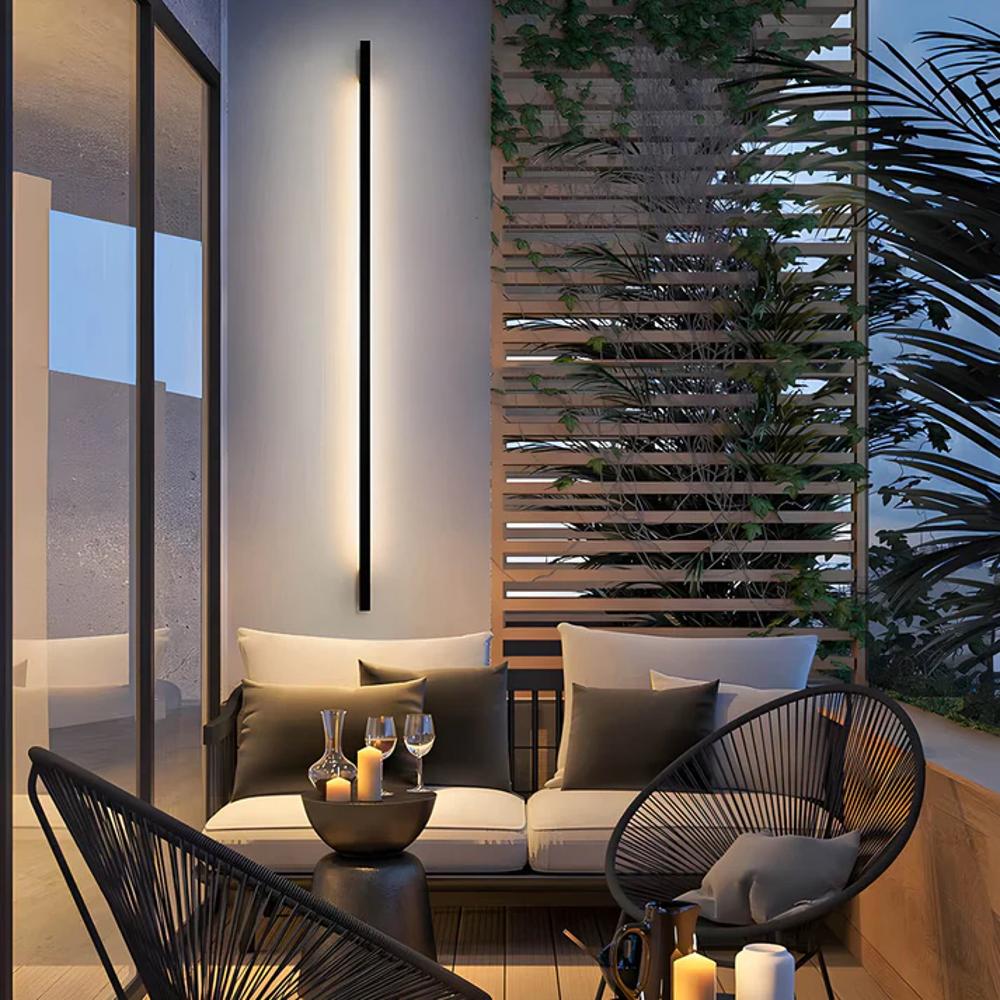 Vertical LED Outdoor Wall Light
