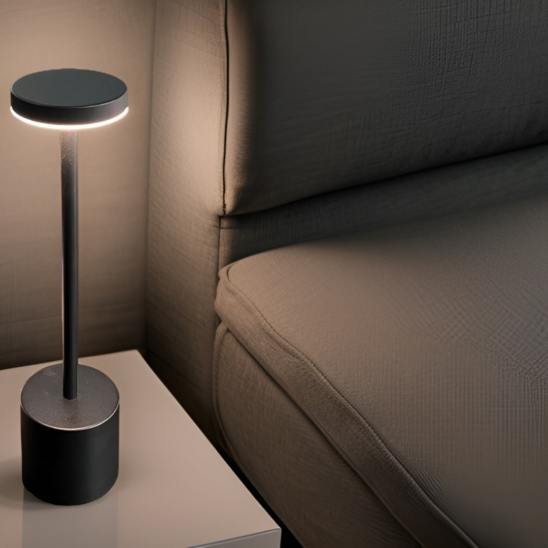 Modern Wireless Rechargeable Desk Lamp