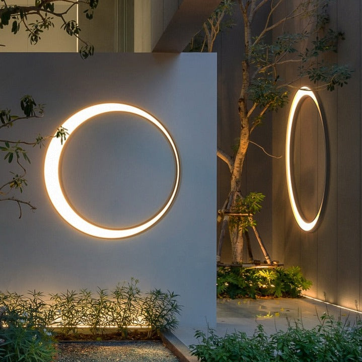 Circular Outdoor Wall Lamp With Ring Shaped Light Frame