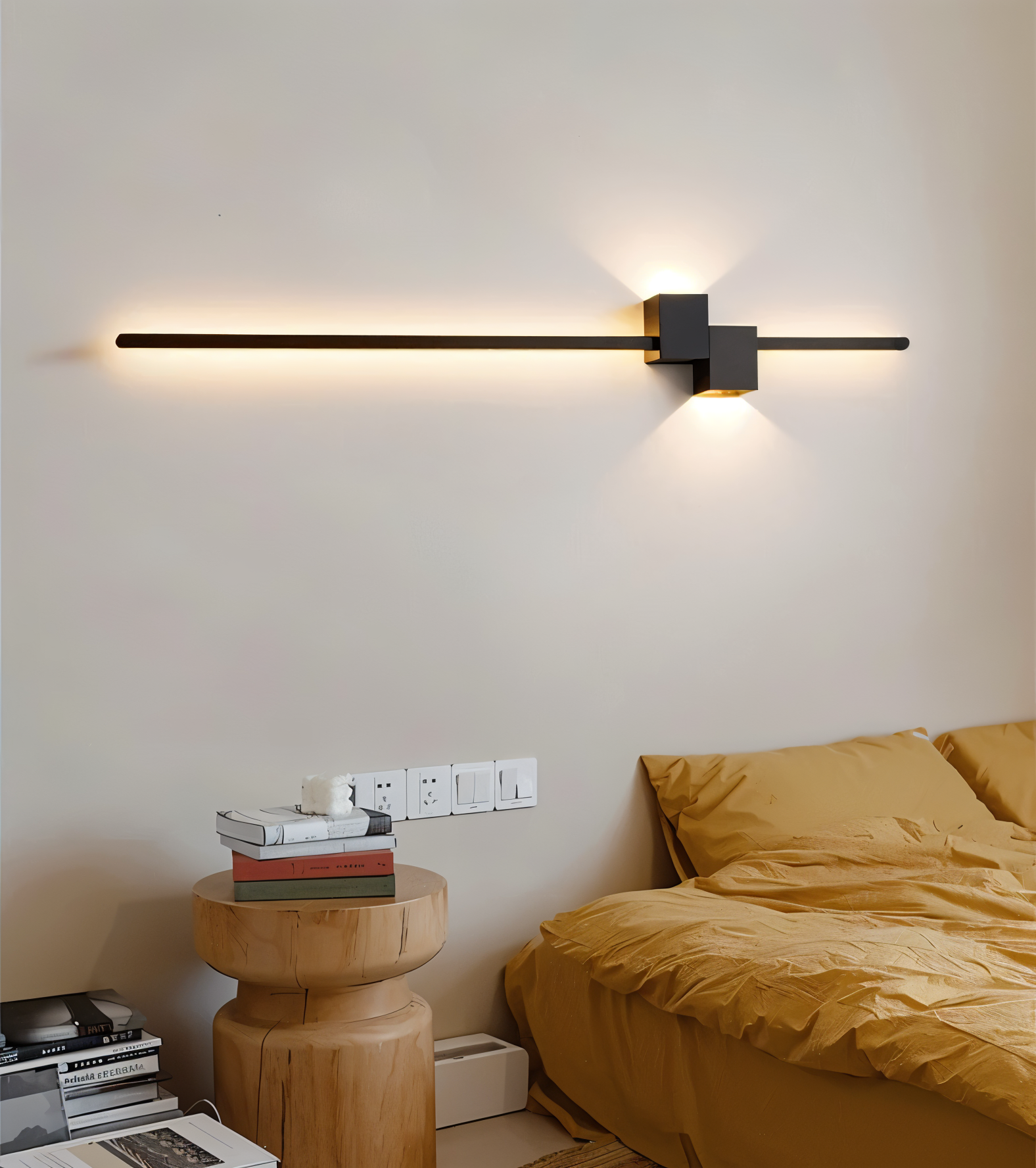 Linear LED wall lamp with slim modern design