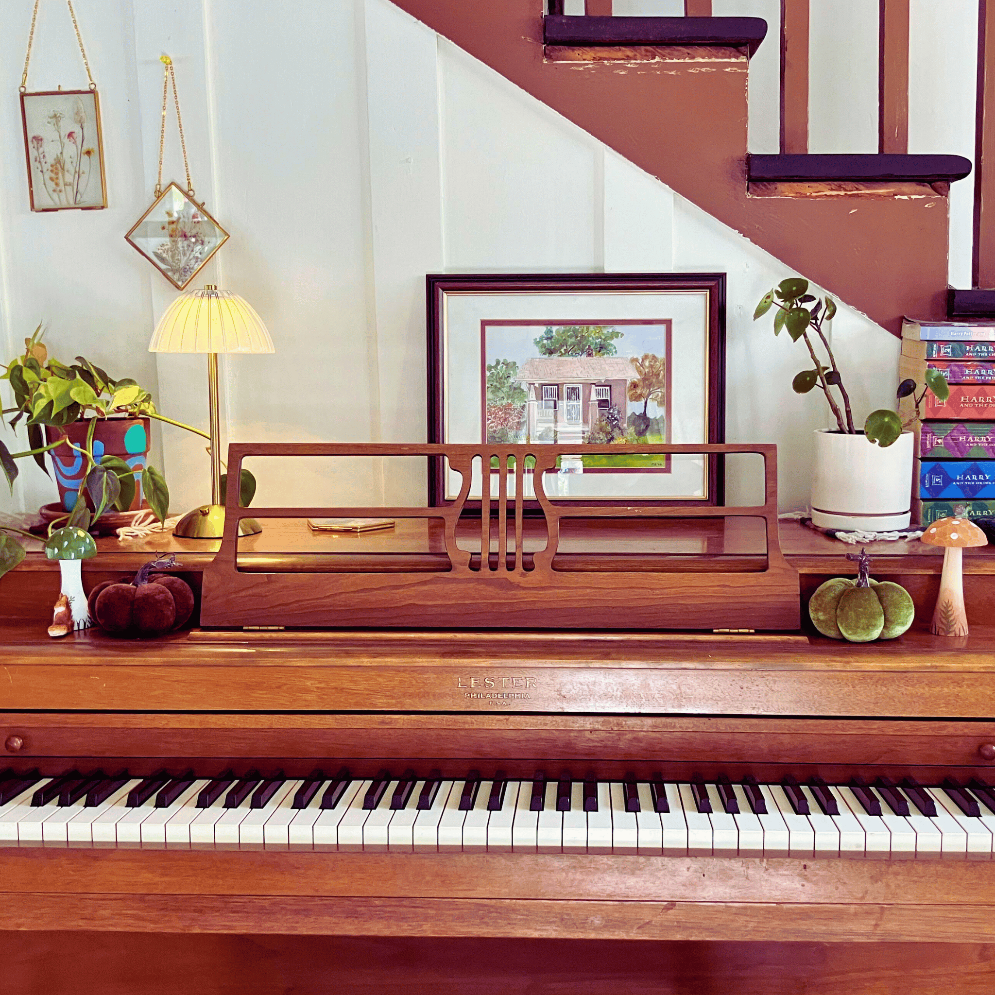 Rechargeable Table Lamp with Fluted Glass Shade and LED Light