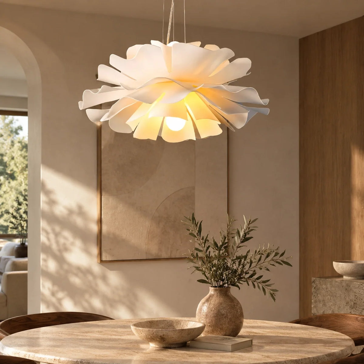 Suspension moderne pour plafond en acrylique en forme de fleur de lotus