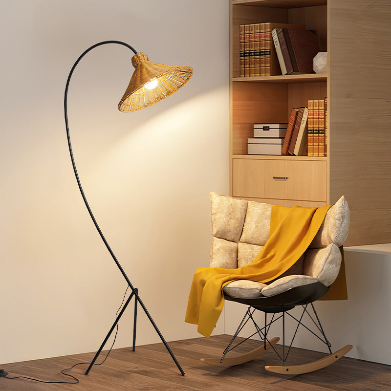 Minimalist Bamboo Cap Floor Lamp