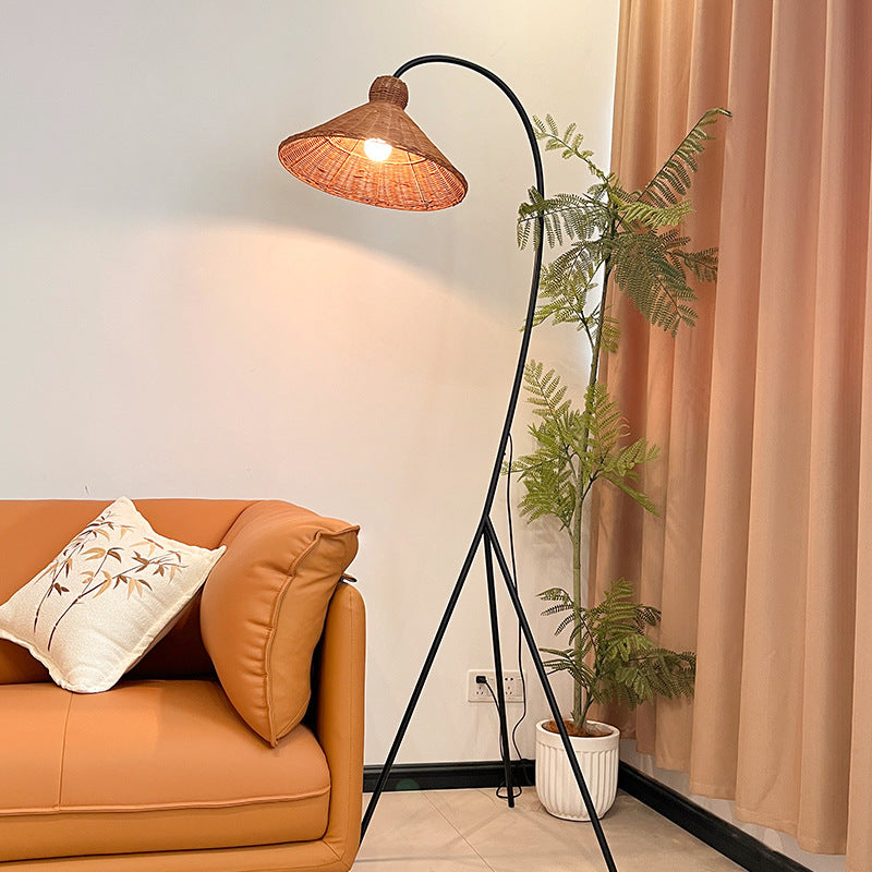 Minimalist Bamboo Cap Floor Lamp