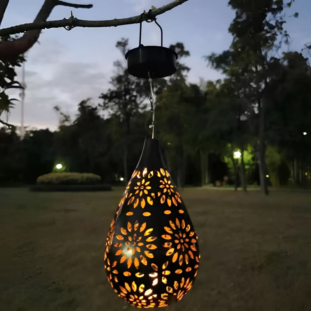 Solar Metal Outdoor Lantern with Decorative Pattern Garden Lighting