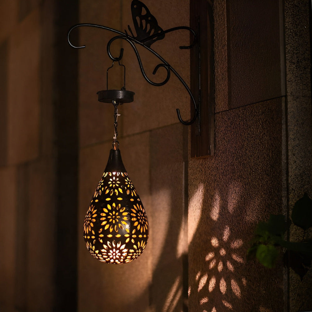 Solar Metal Outdoor Lantern with Decorative Pattern Garden Lighting