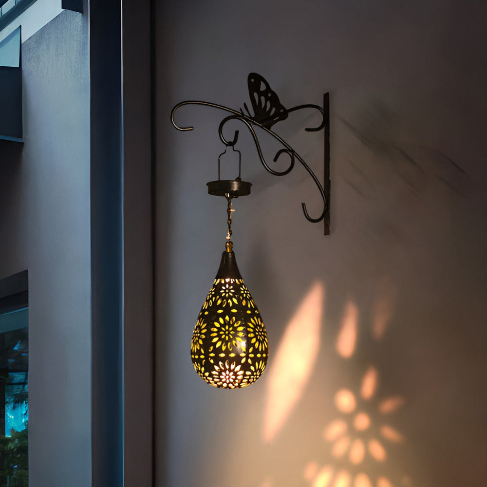 Solar Metal Outdoor Lantern with Decorative Pattern Garden Lighting