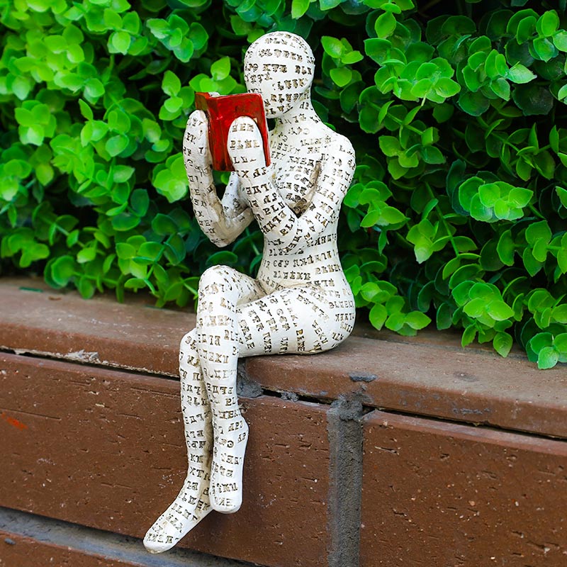 Statue moderne en résine pour amateur de livres, idéale pour les étagères et la décoration intérieure