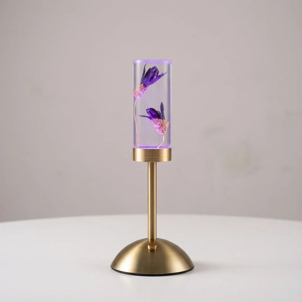 Petite lampe de table rechargeable avec LED à couleur changeante
