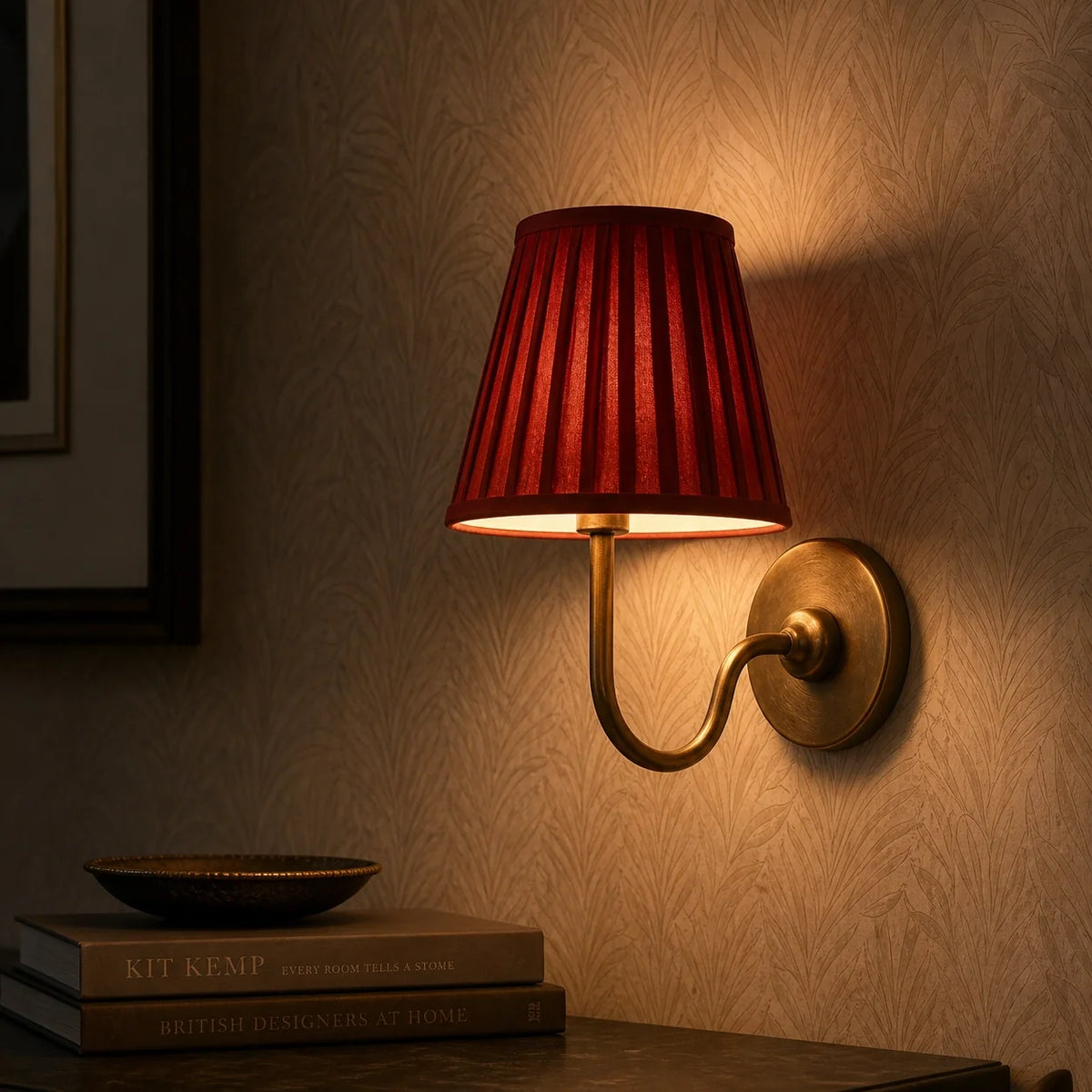 Retro Brass Wall Lamp with Pleated Linen Shade