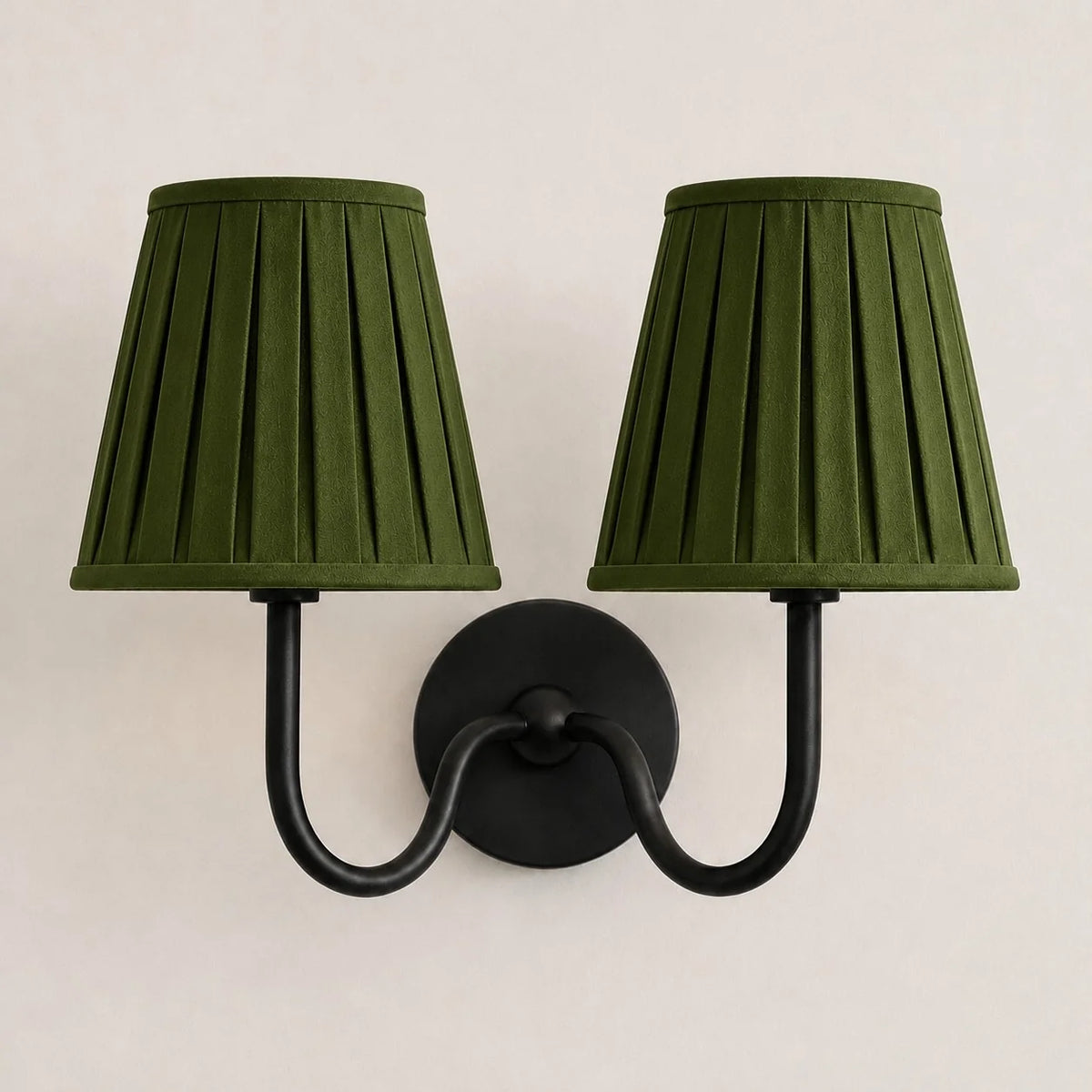 Retro Brass Wall Lamp with Pleated Linen Shade