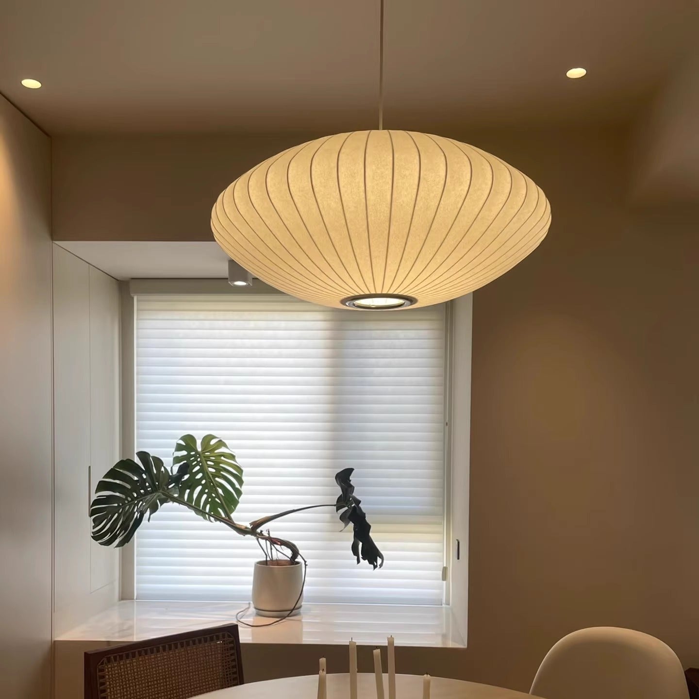 Round lantern pendant lamp with pleated fabric shade