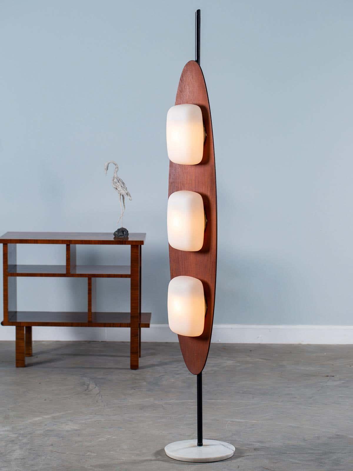 Floor Lamp with Wooden Body and Integrated Light Panels